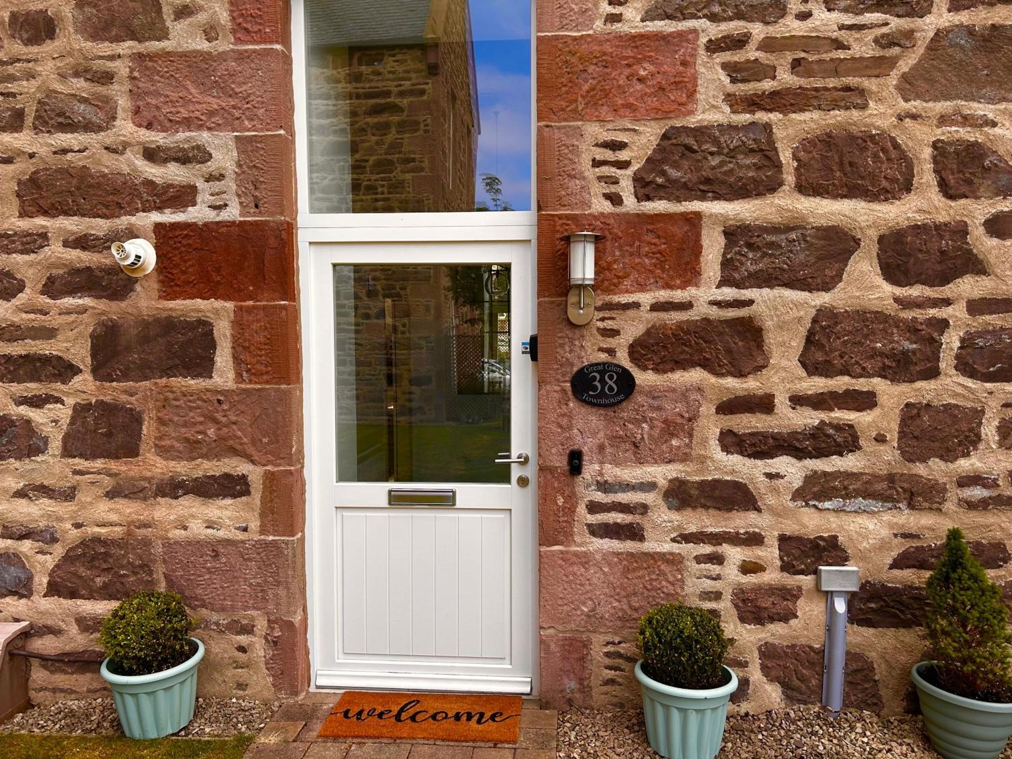 Inverness Great Glen Town House, 5 Minute Drive From Town Centre Extérieur photo