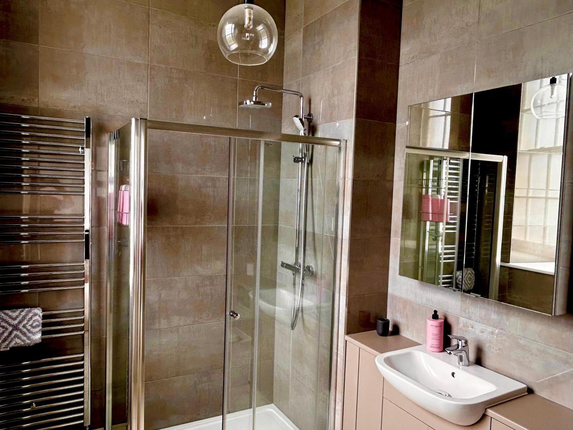 Inverness Great Glen Town House, 5 Minute Drive From Town Centre Extérieur photo
